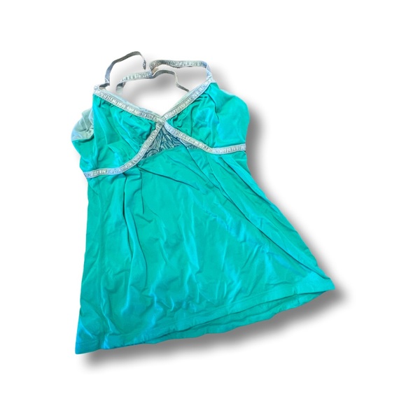 Lulumone Athletics size 6 top - Picture 2 of 5